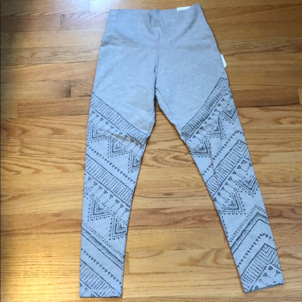 aerie leggings... i need a different size